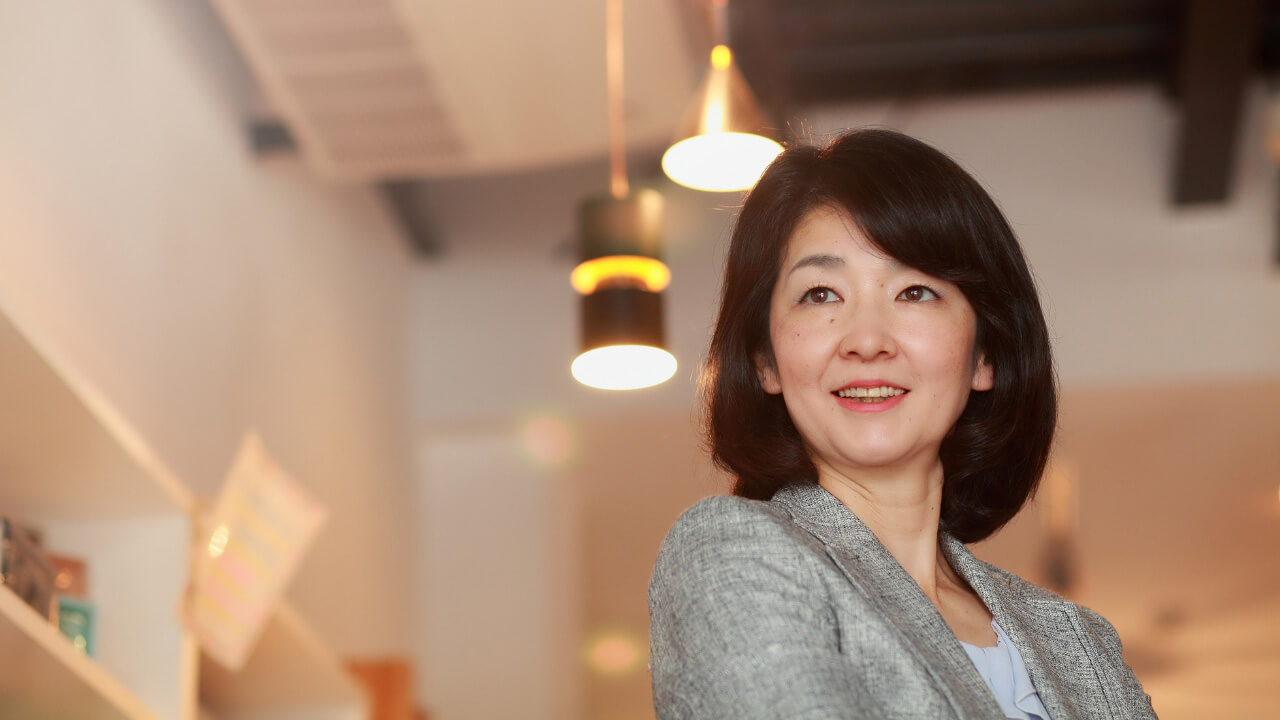 社員二人の写真