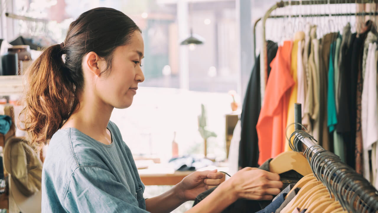 接客場面の写真